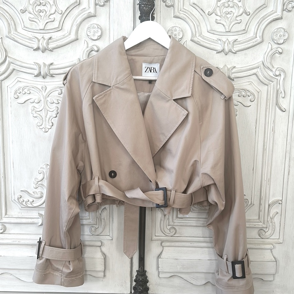 Zara Crop Trench Size Large